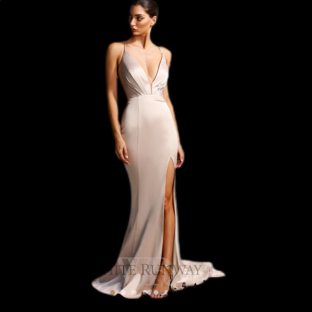 Georgia Gown By Jadore Brand new sz 14